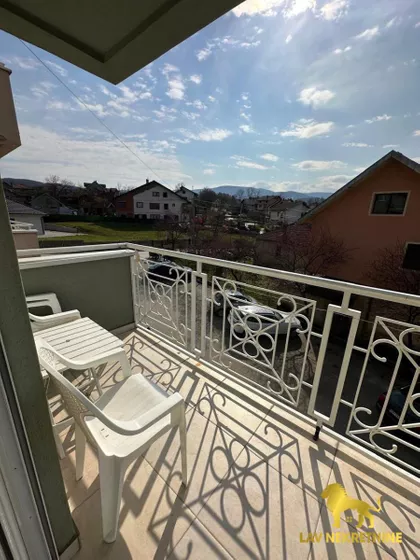 POPINSKI BORCI | 4zida.rs