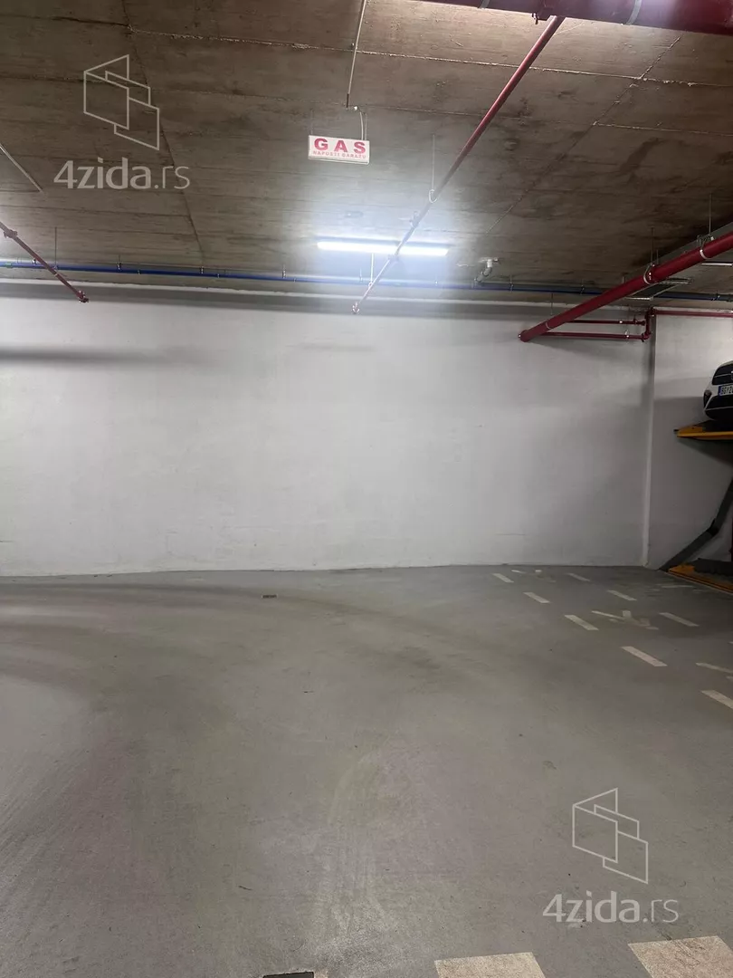 Garaža/Parking | 4zida