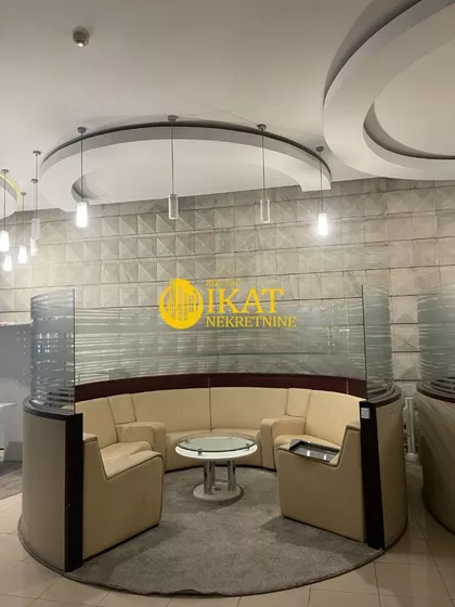 Trg Republike | 4zida.rs