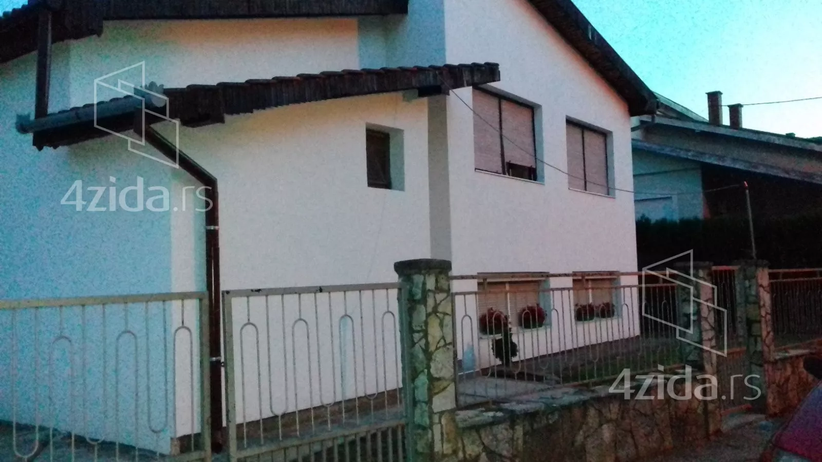 Kuća | 4zida