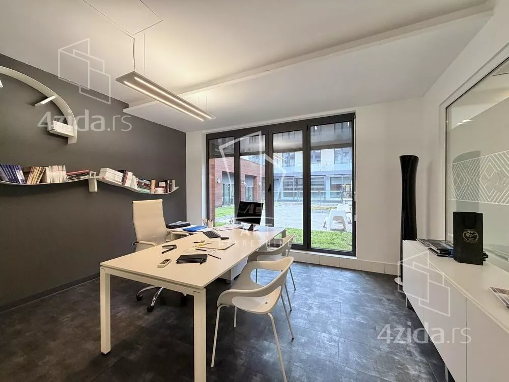 Poslovni prostor | 4zida