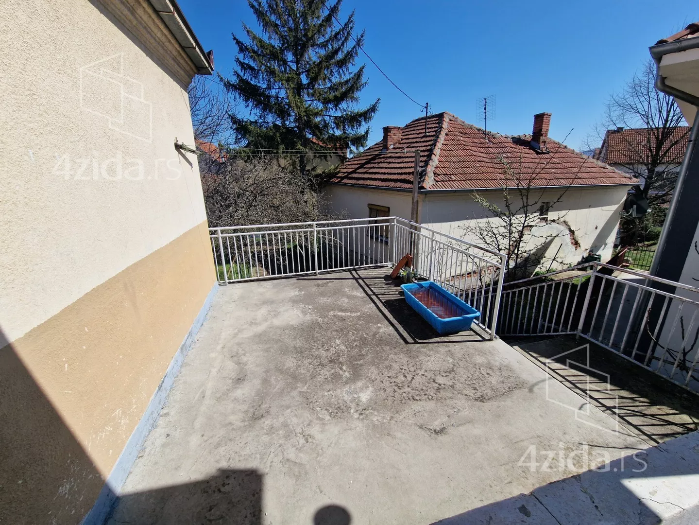 2-etažna kuća | 4zida