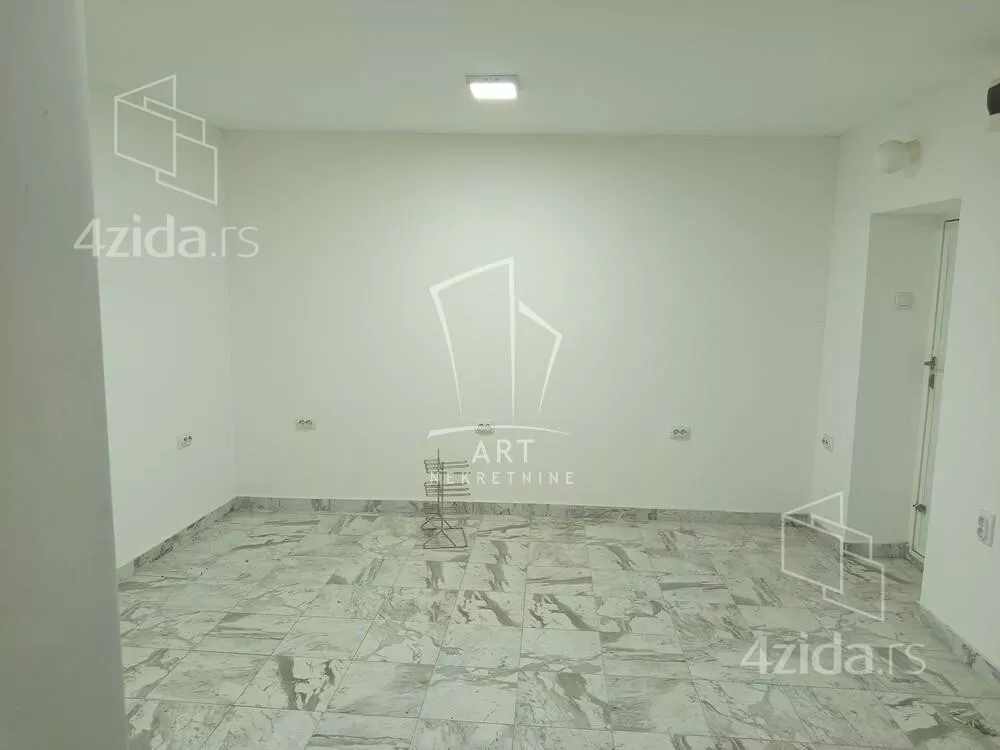 Lokal | 4zida