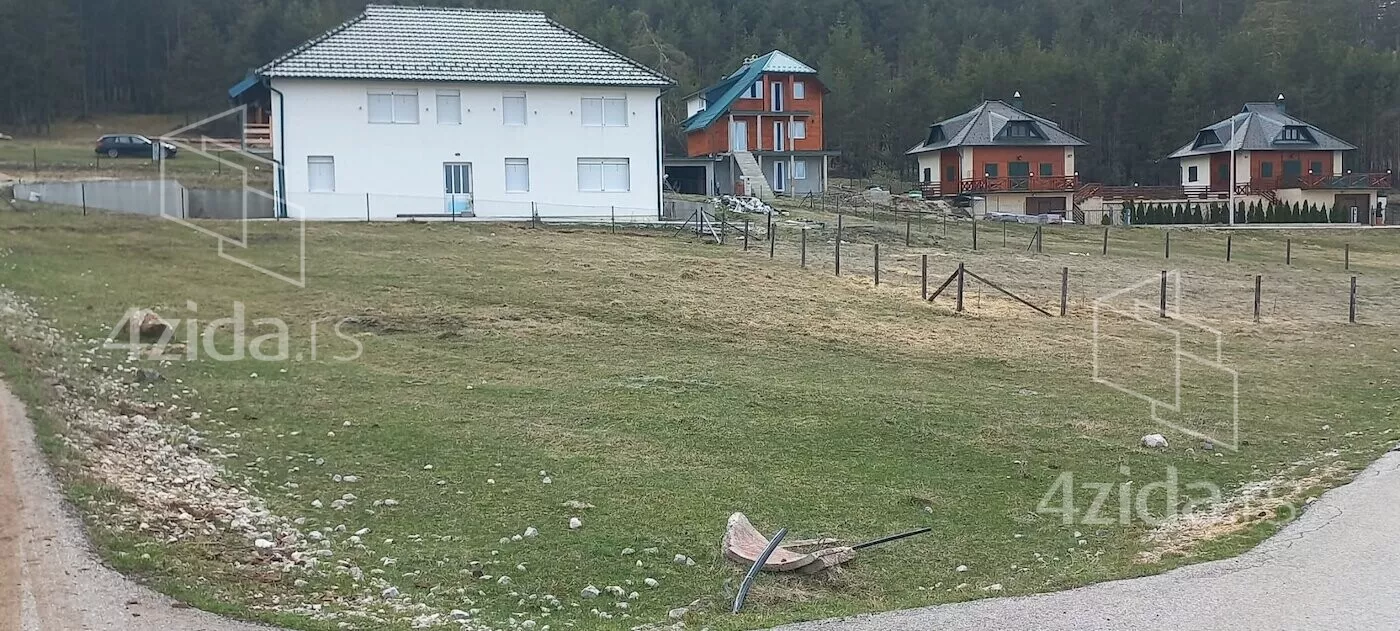 Građevinsko zemljište | 4zida