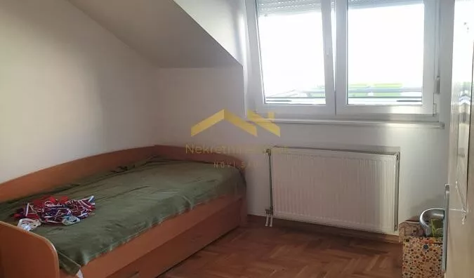 Šestosoban stan | 4zida