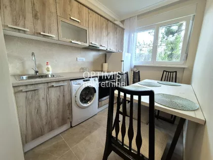 Pere Todorovića | 4zida.rs