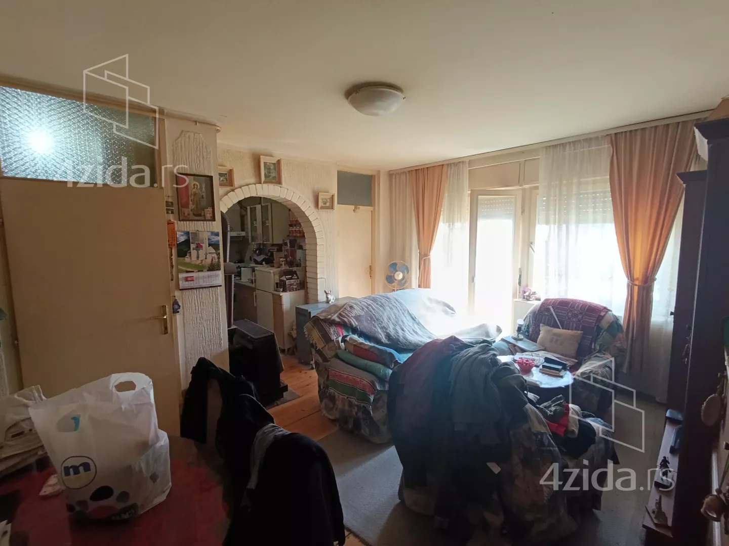 Dvoiposoban stan | 4zida