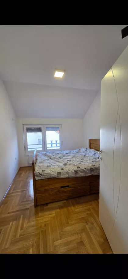 Dositeja Obradovića 38 | 4zida.rs