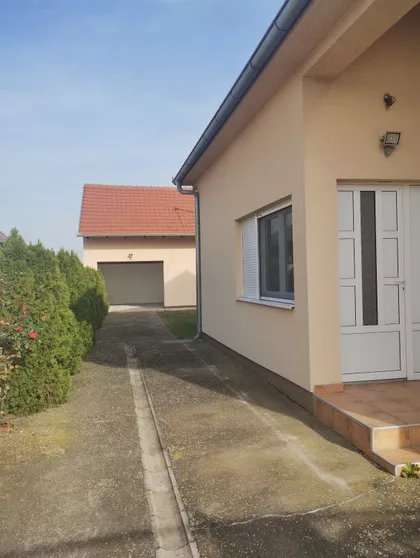 Gradske lokacije | 4zida.rs