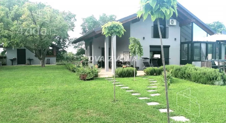 Kuća | 4zida