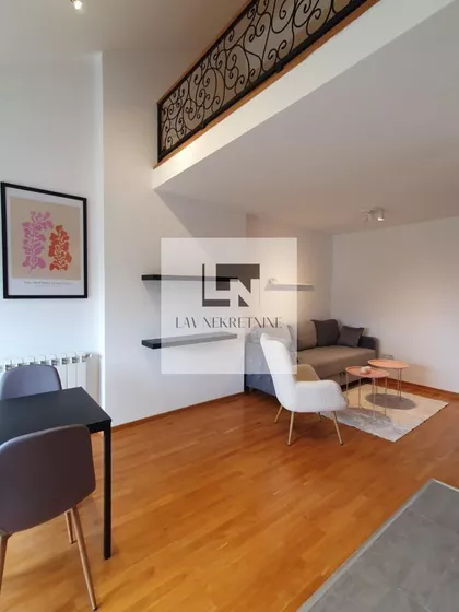 Trg Republike | 4zida.rs