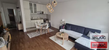 Lipov Gaj | 4zida.rs