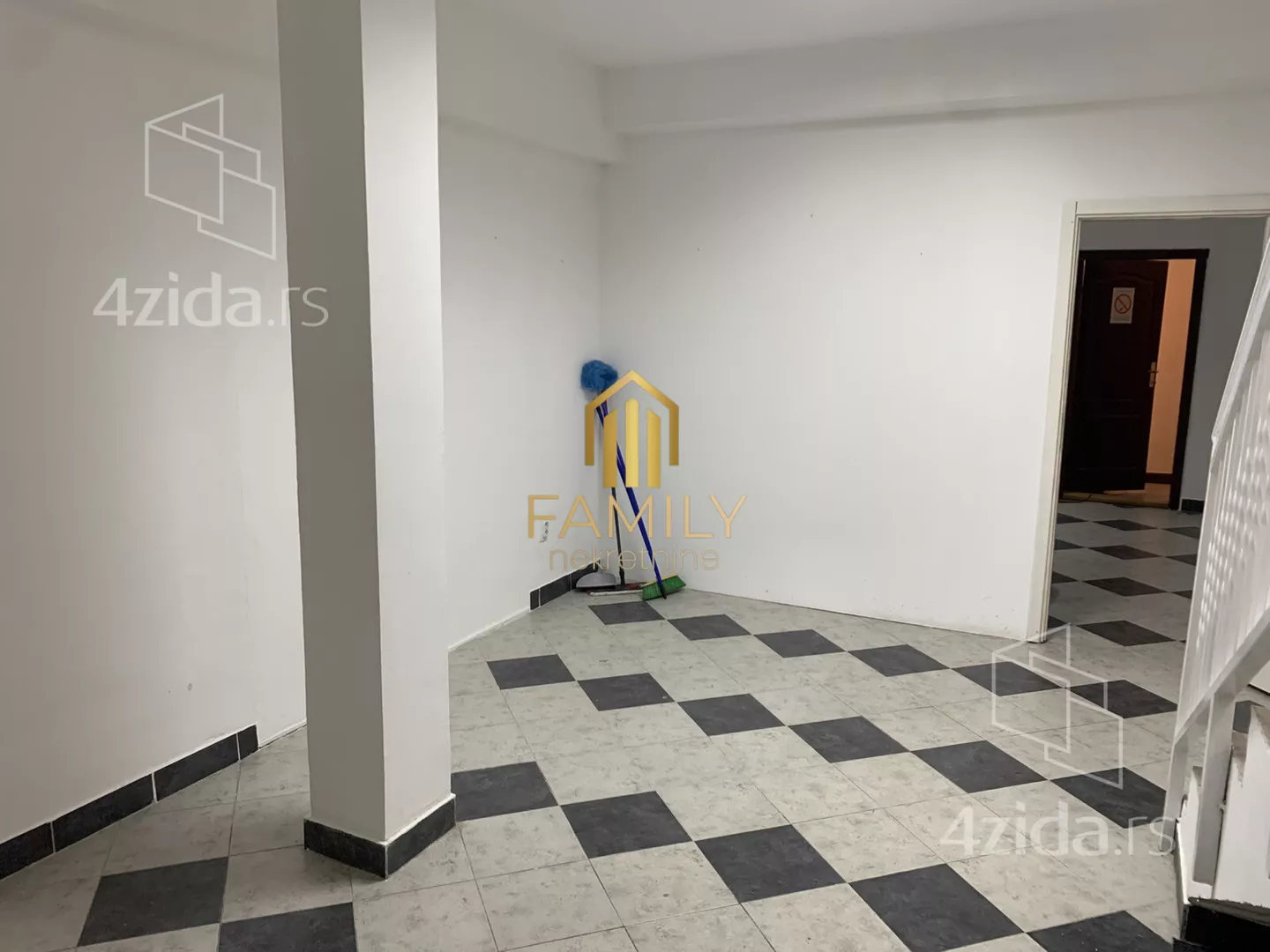 Lokal | 4zida