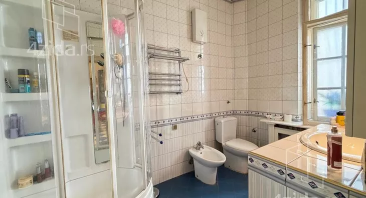 Petoiposoban stan | 4zida