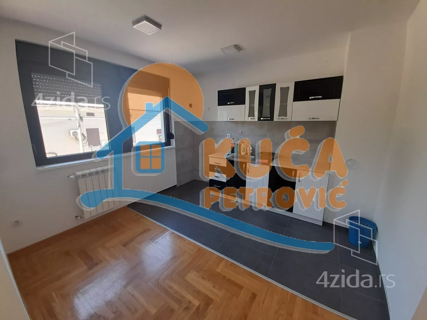 Lokal | 4zida