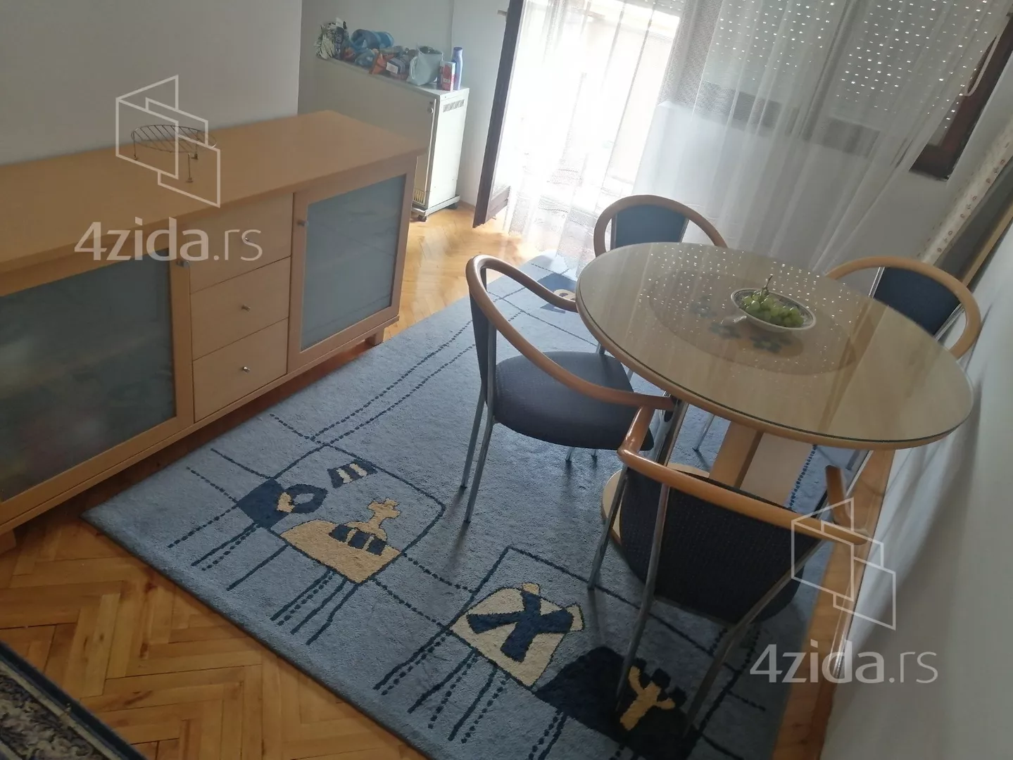 Dvoiposoban stan | 4zida