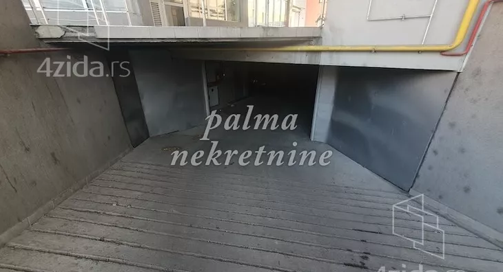 Garaža | 4zida