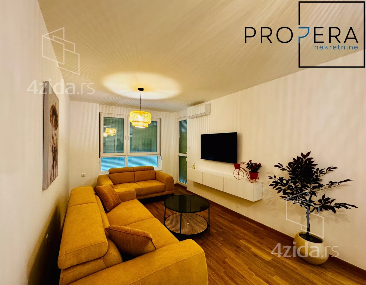 Jednoiposoban stan | 4zida