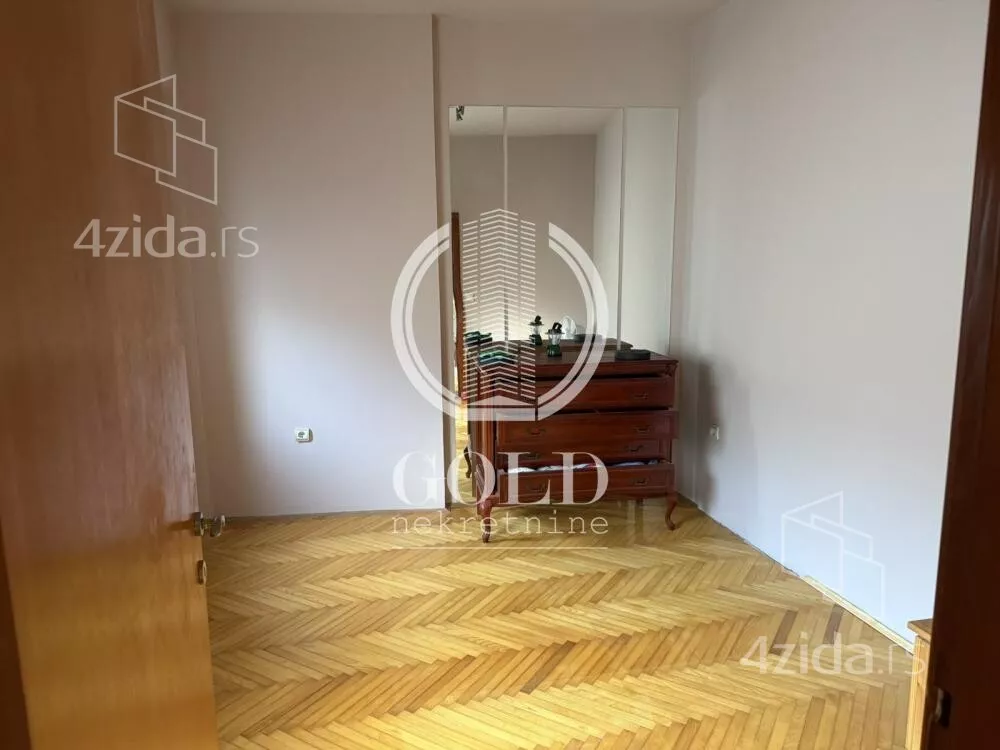 Kancelarija | 4zida