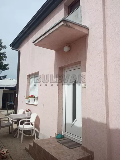 Prištinska | 4zida.rs