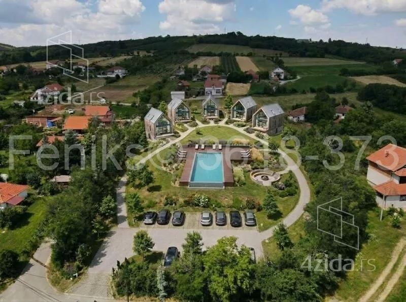 Plac | 4zida