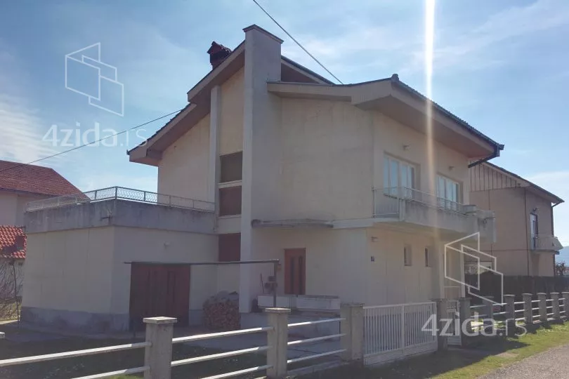 2-etažna kuća | 4zida