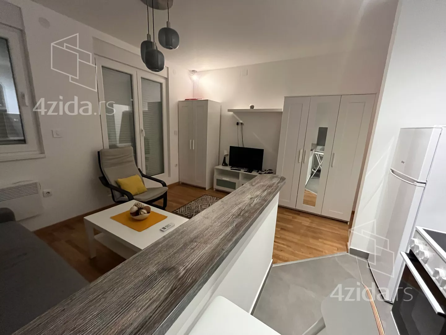 Garsonjera | 4zida