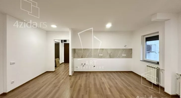 Petosoban stan | 4zida