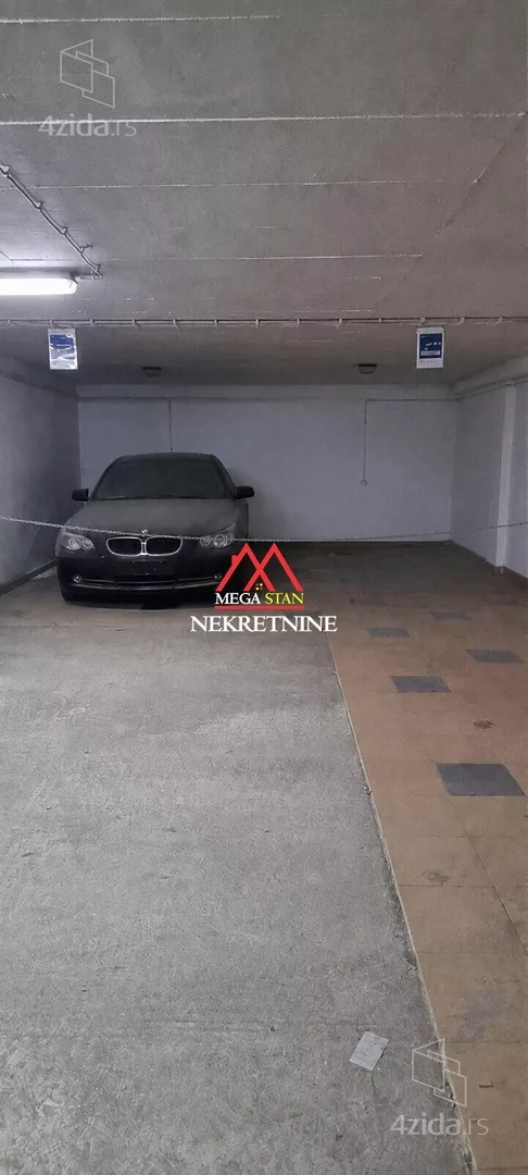 Parking | 4zida