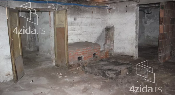 4-etažna kuća | 4zida