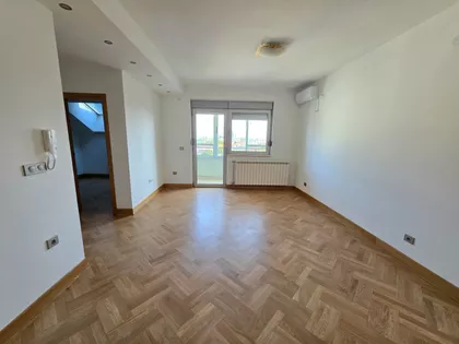 Vašarište | 4zida.rs