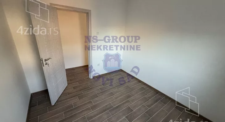 Četvoroiposoban stan | 4zida