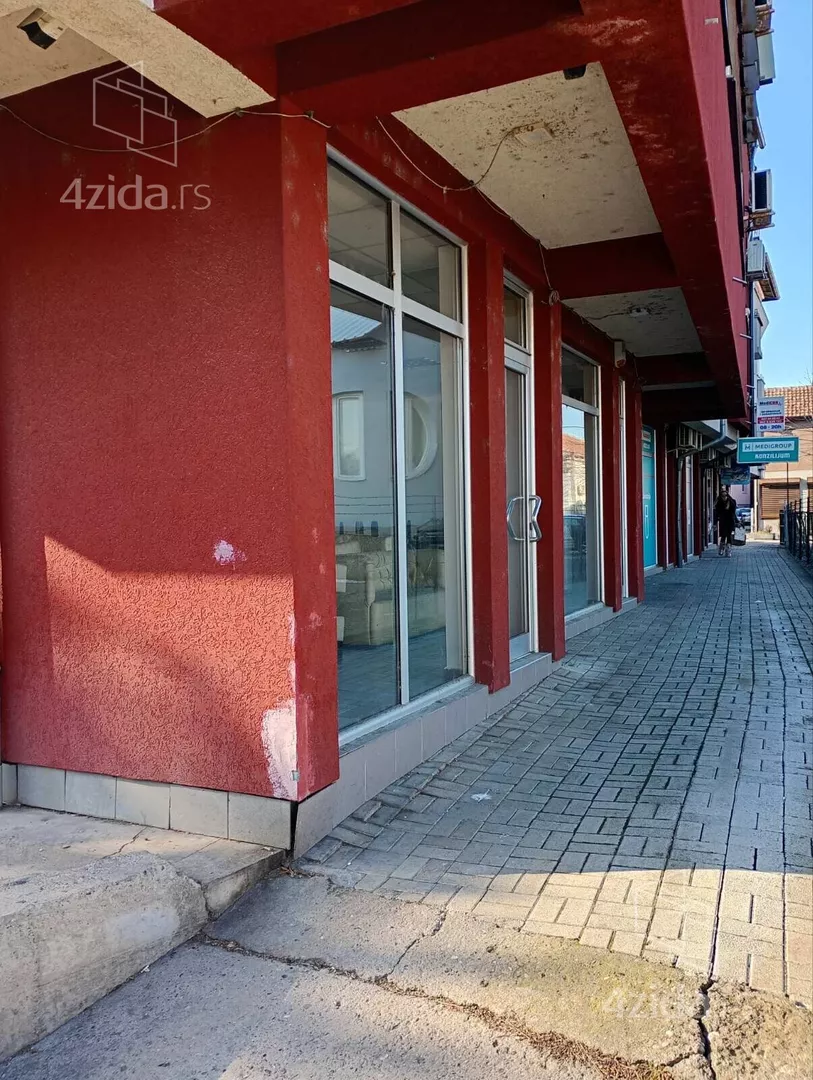 Poslovni prostor | 4zida