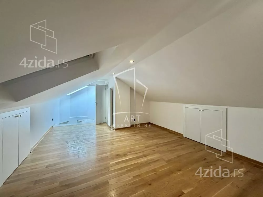 5-etažna kuća | 4zida