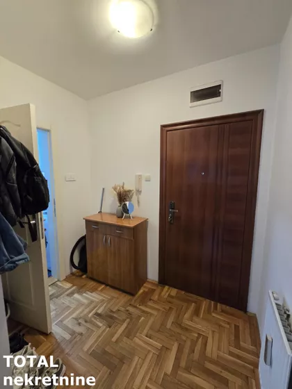 Bulevar Patrijarha Pavla (Somborski Bulevar) | 4zida.rs