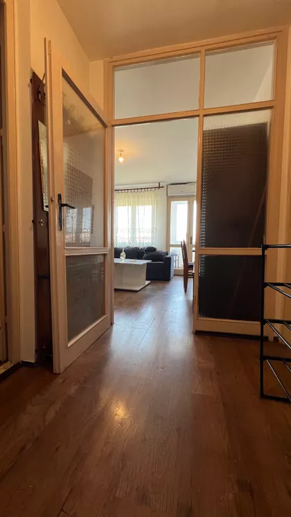 Poručnika Spasića I Mašere 114 | 4zida.rs