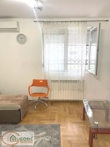 Miljana Miljanića | 4zida.rs