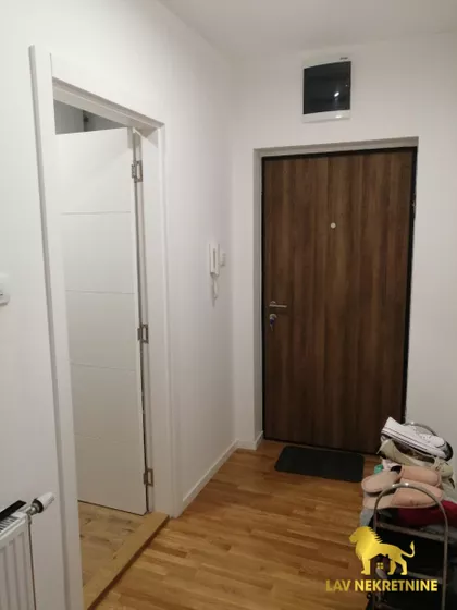Gradske lokacije | 4zida.rs