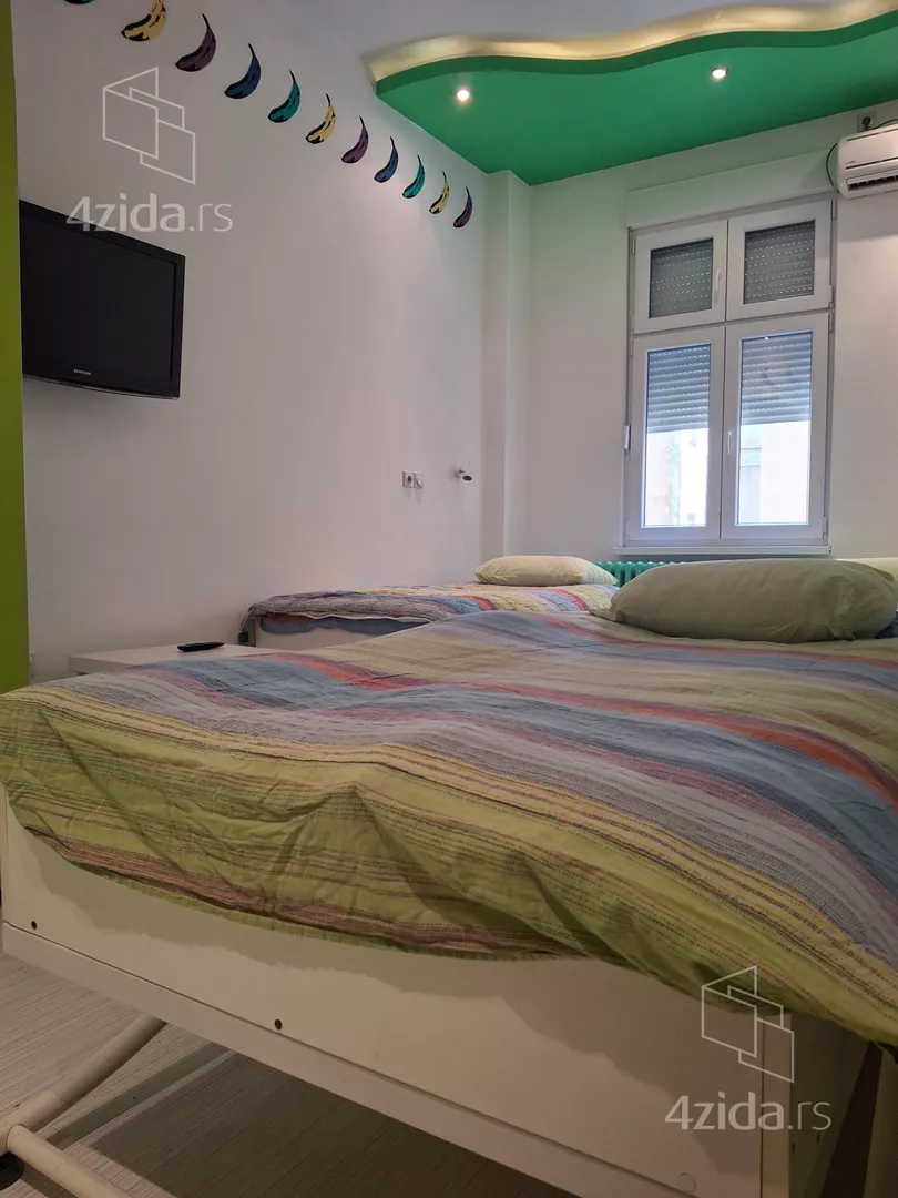 Petosoban stan | 4zida