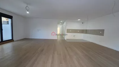 Stadion Partizana | 4zida.rs