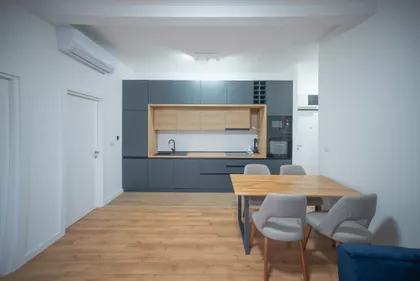 Roze Luksemburg | 4zida.rs