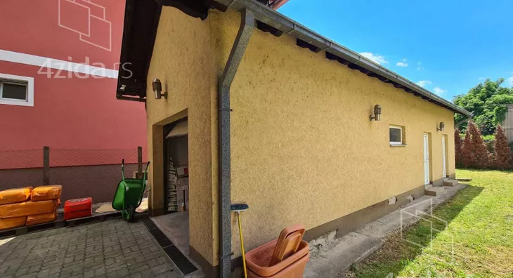 4-etažna kuća | 4zida