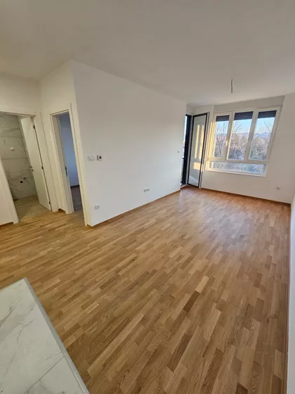 Bulevar Patrijarha Pavla (Somborski Bulevar) | 4zida.rs