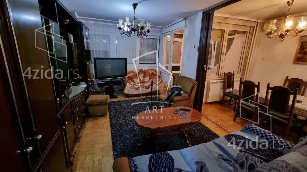 Dvoiposoban stan | 4zida