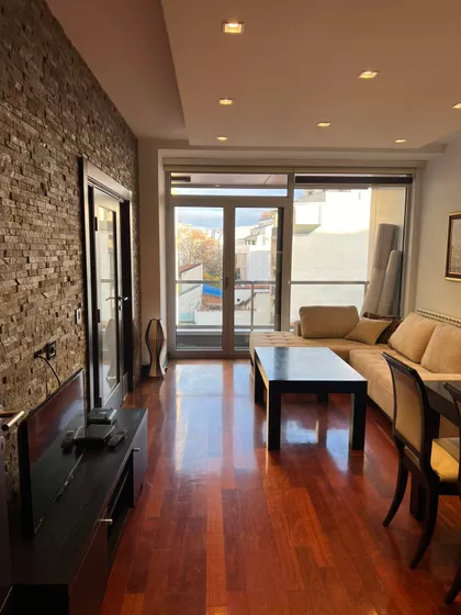 Braničevska 2 | 4zida.rs