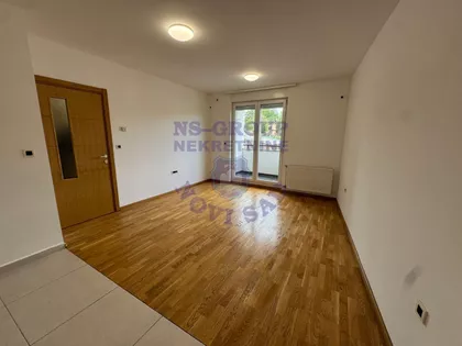 Petrovaradin | 4zida.rs