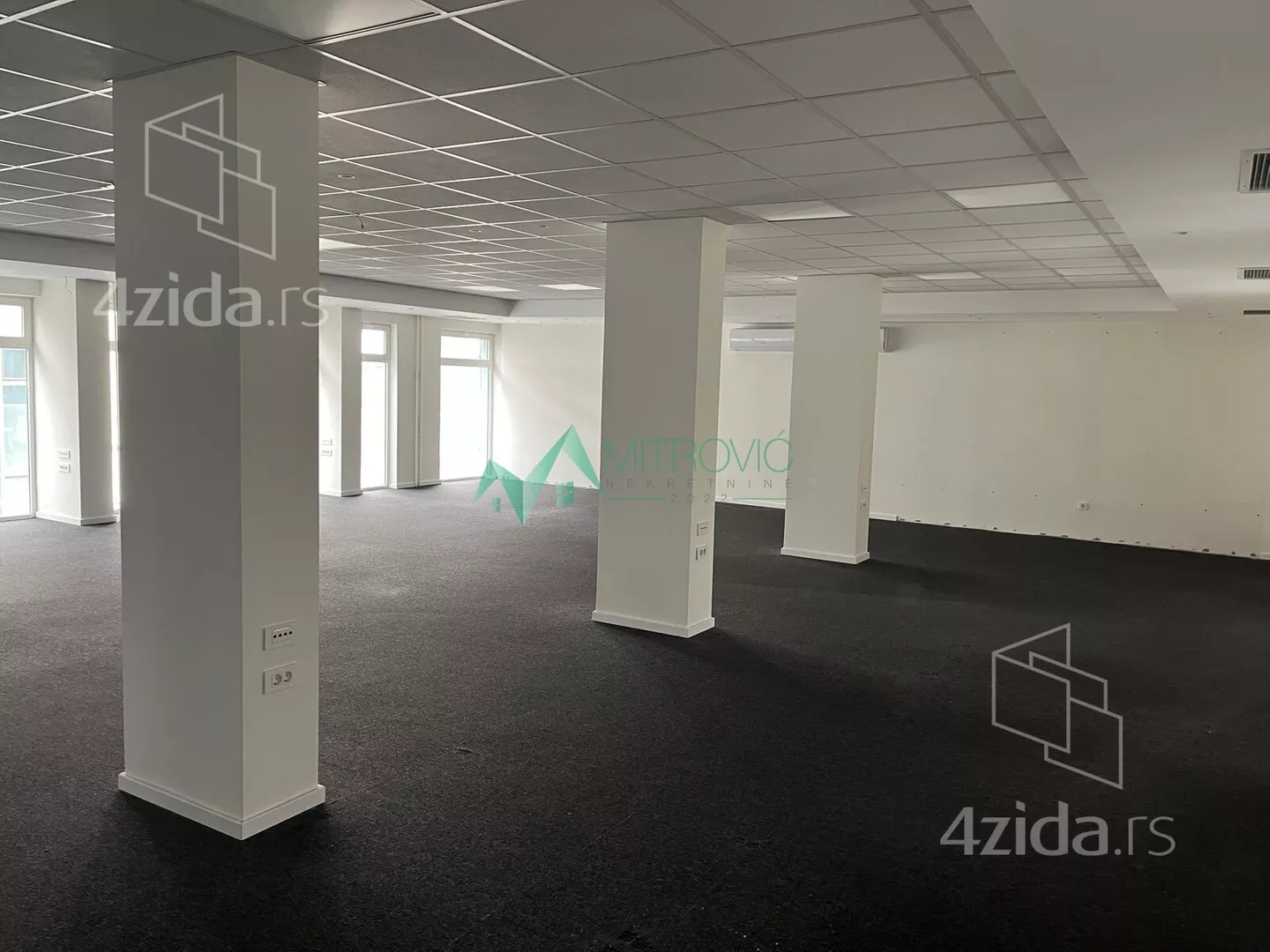 Poslovni prostor | 4zida