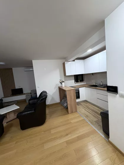 Cerska 77 | 4zida.rs