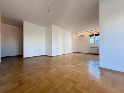 Ruđera Boškovića | 4zida.rs
