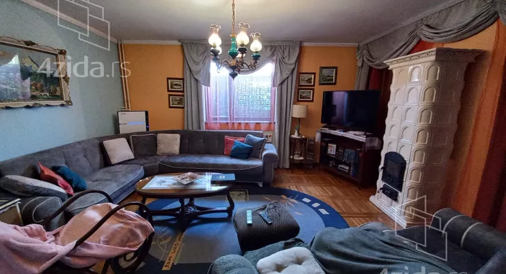 3-etažna kuća | 4zida